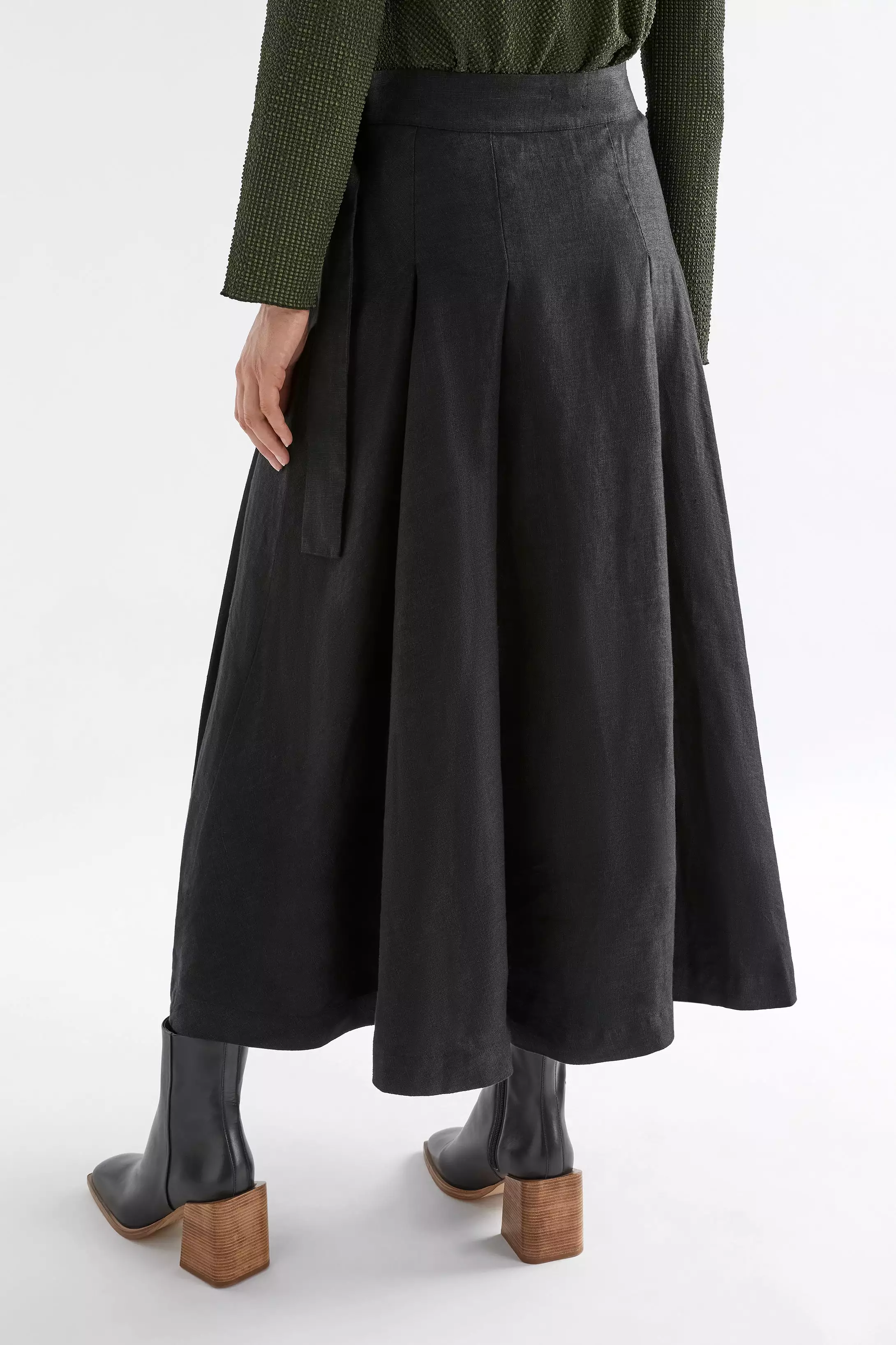 Ativ Linen Skirt