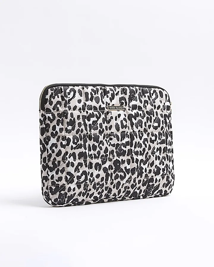 Beige quilted leopard print laptop bag