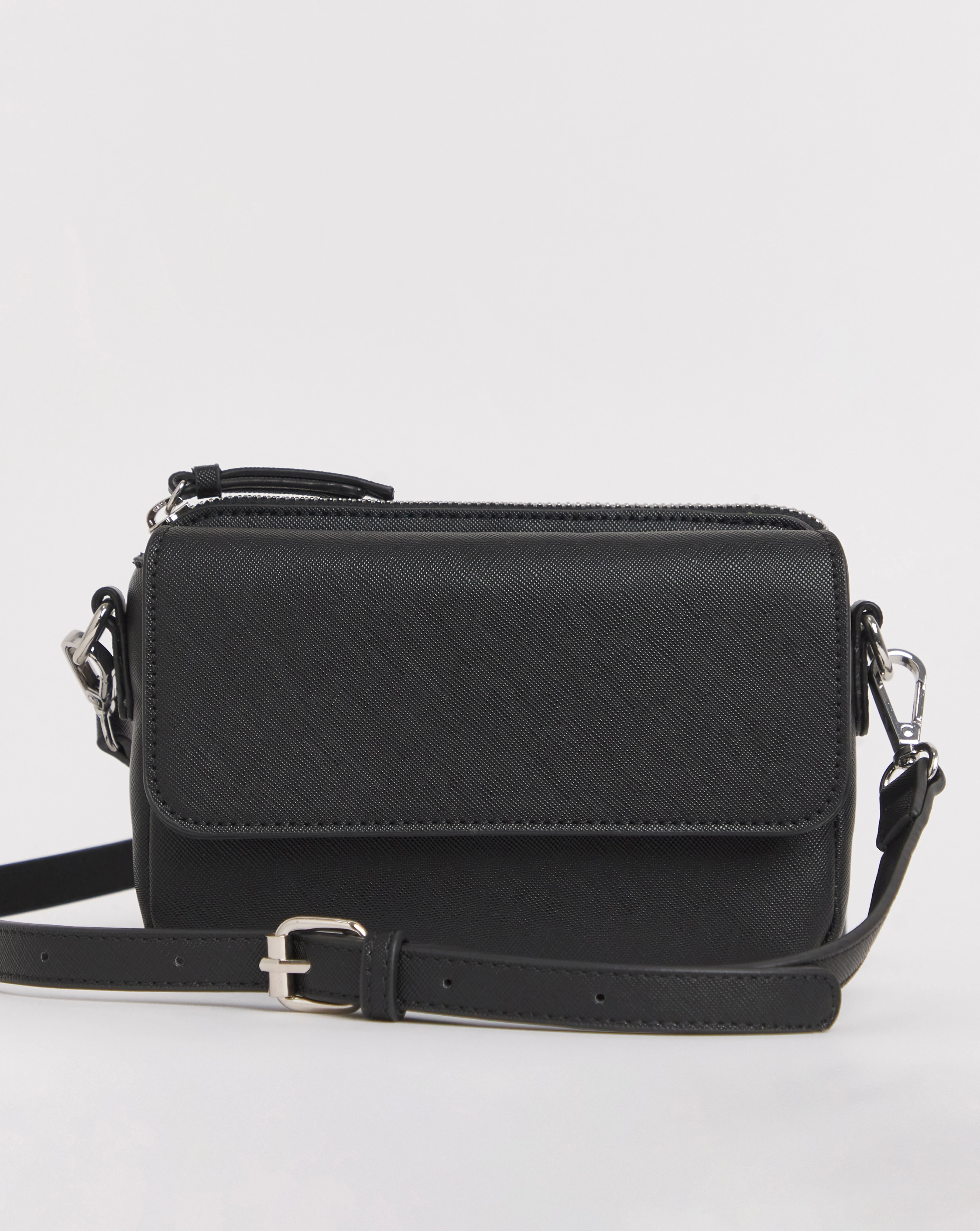 Black Multi Compartment Camera Bag | Simply Be