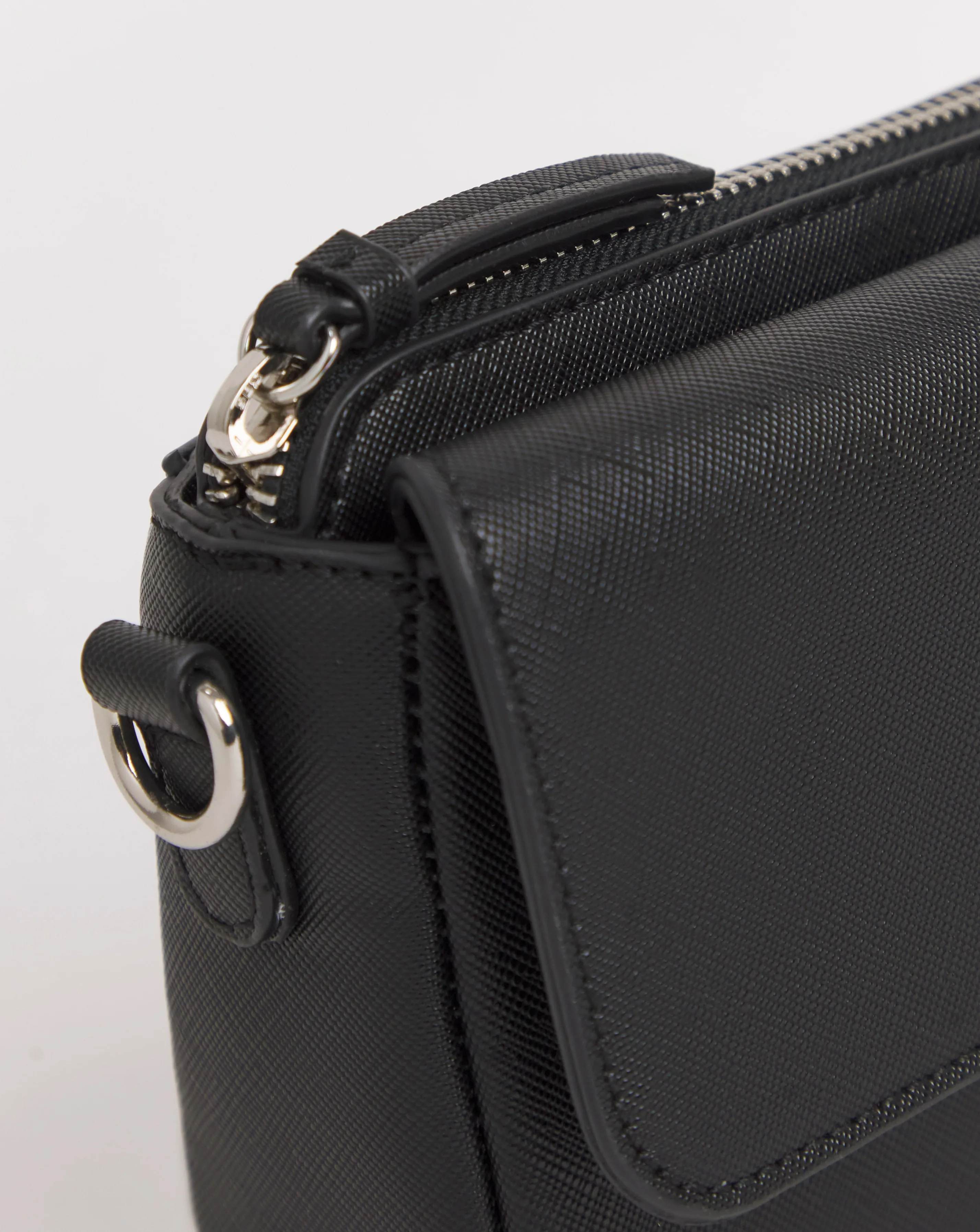 Black Multi Compartment Camera Bag | Simply Be