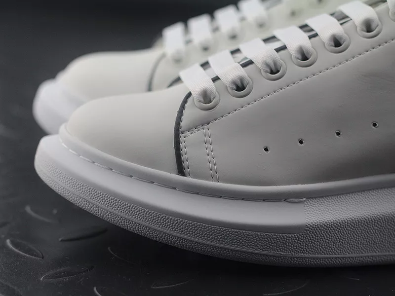 MCQ sole sneaker White Black Line