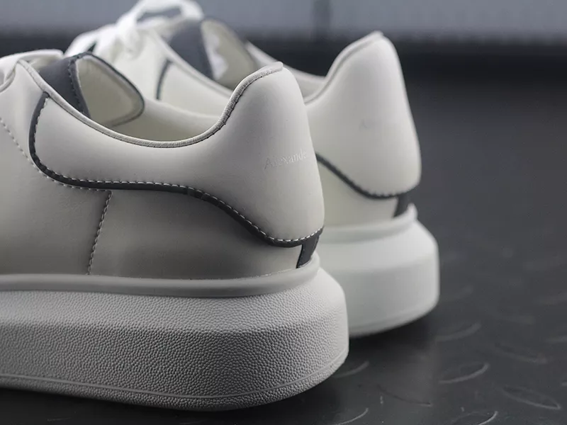 MCQ sole sneaker White Black Line