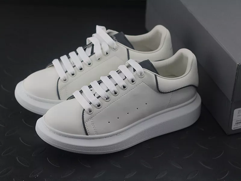 MCQ sole sneaker White Black Line