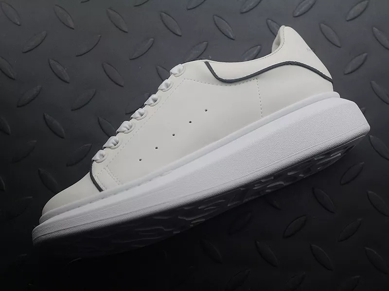 MCQ sole sneaker White Black Line