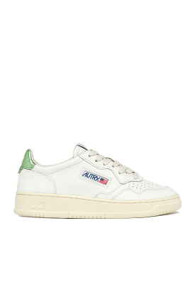 Medalist Low Sneaker