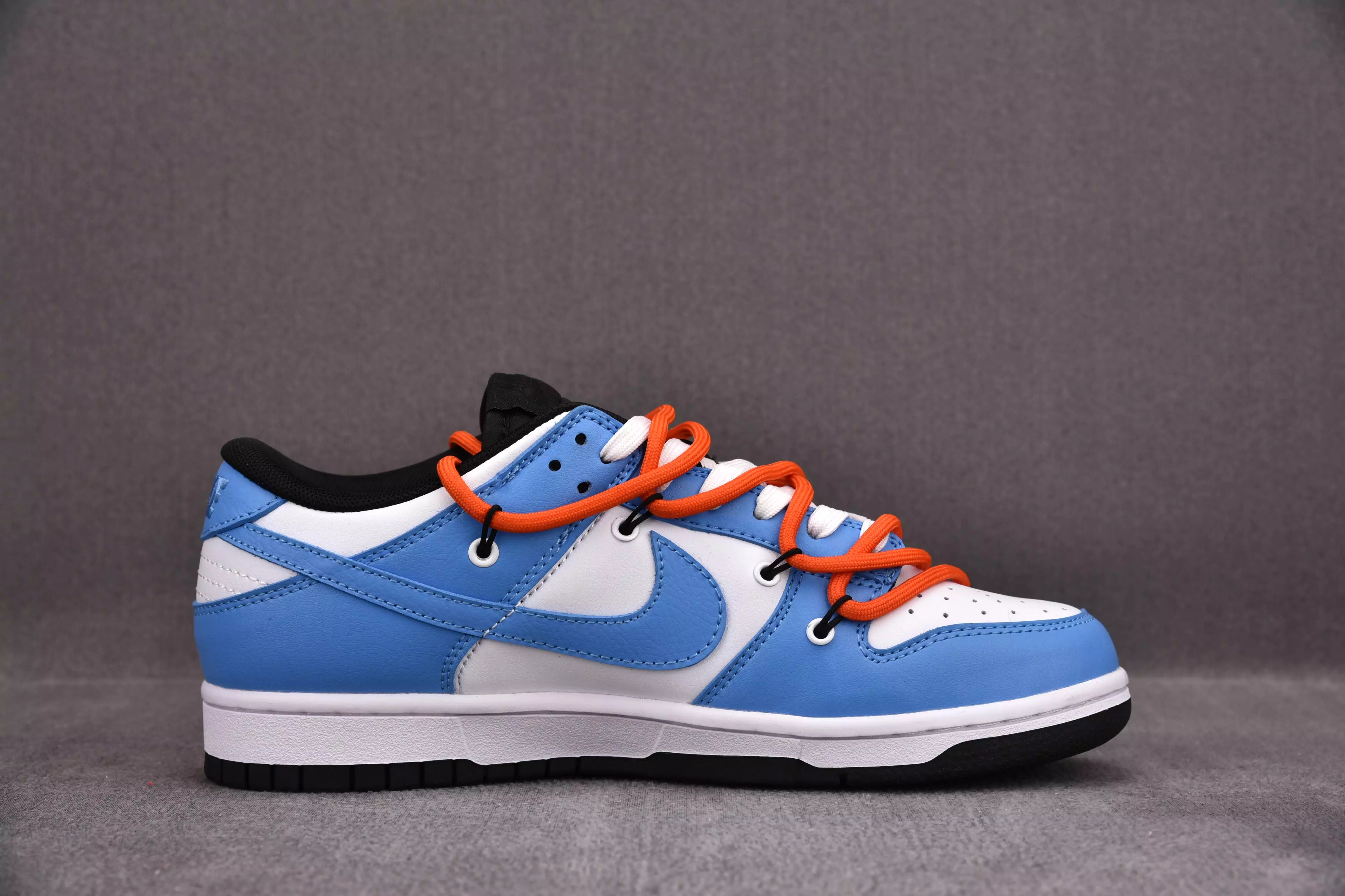 Nike Dunk Low Retro North Carolina Cordon (Custom Sneaker)