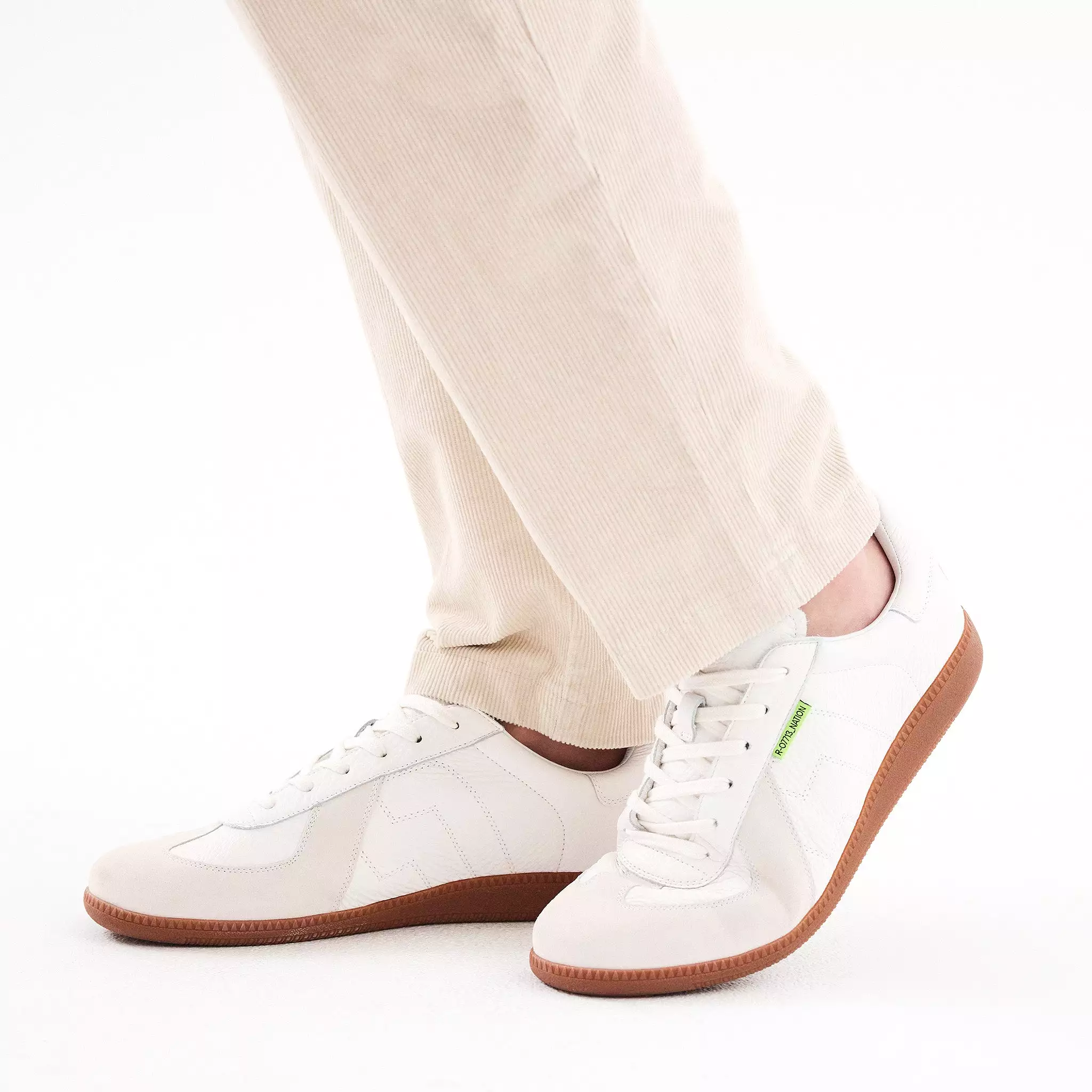 Pace Mens Classic White/Gum