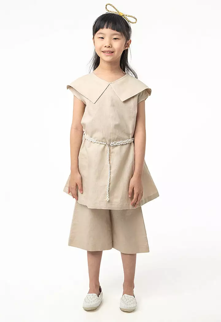 Solid Peter Pan Collar Blouse And Cropped Pants Set